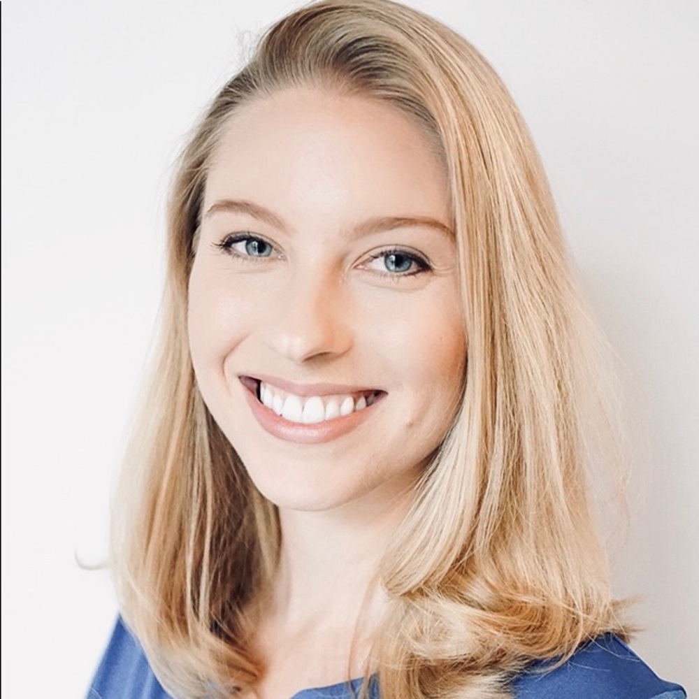 Meet your Posher, Adrienne